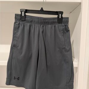Under Armour Youth Large Dri Fit Charcoal Athletic Shorts